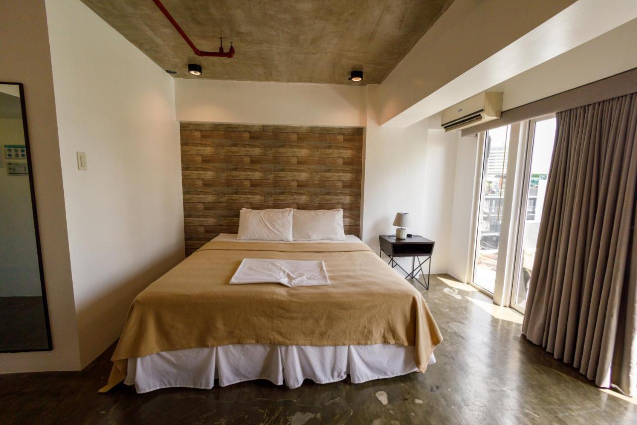 5880 Enriquez Residences マニラ市 エクステリア 写真