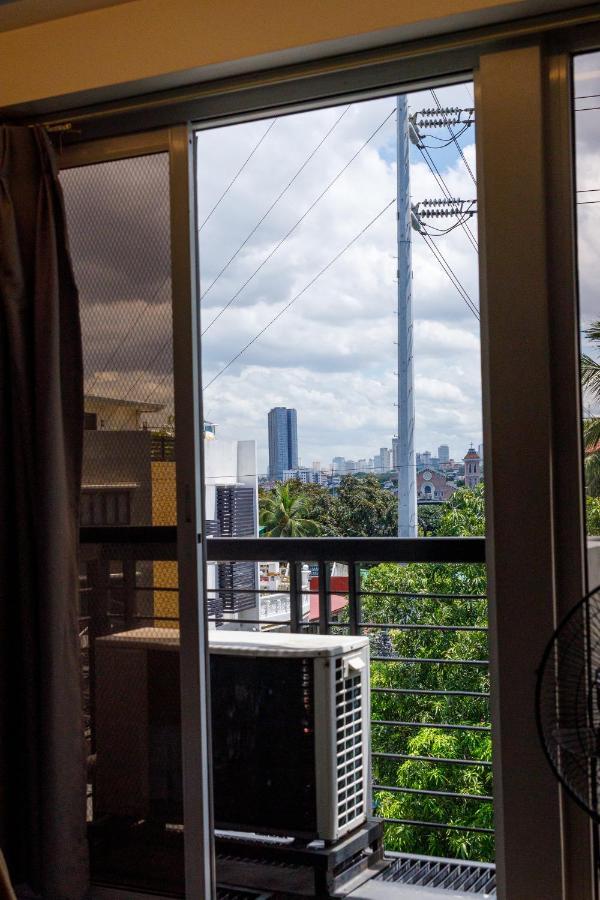 5880 Enriquez Residences マニラ市 エクステリア 写真