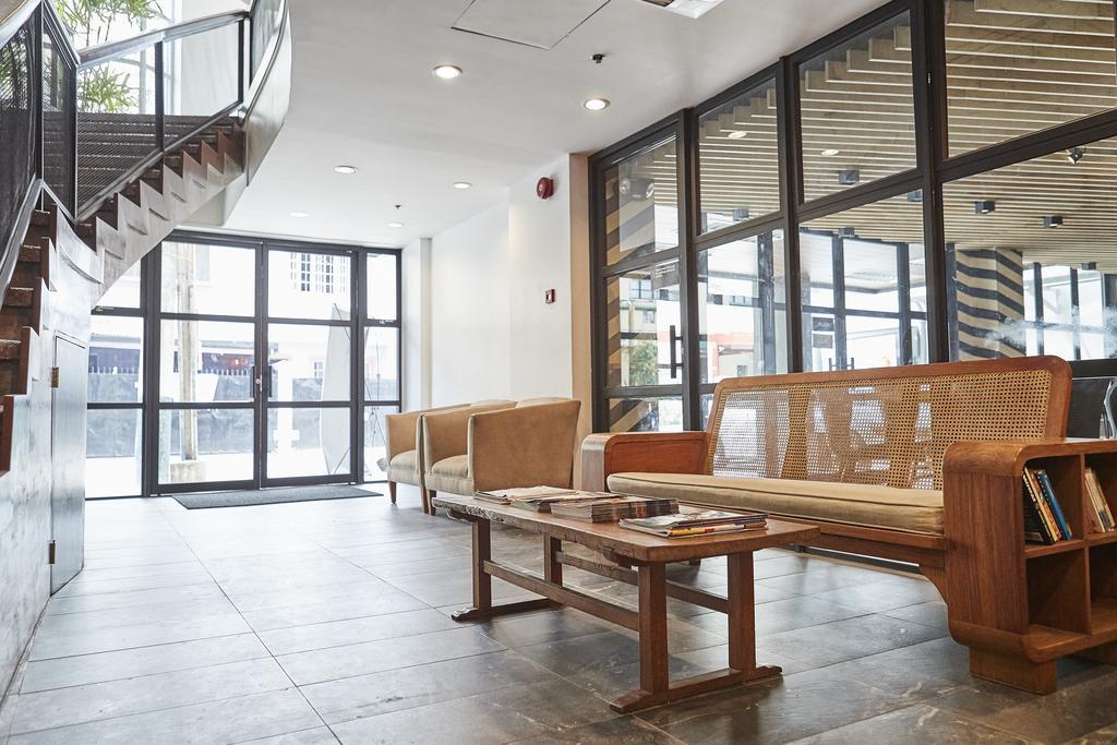 5880 Enriquez Residences マニラ市 エクステリア 写真